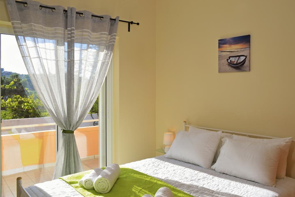 Sofoklis Apts Stalos Luaran gambar