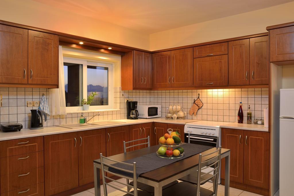Sofoklis Apts Stalos Luaran gambar