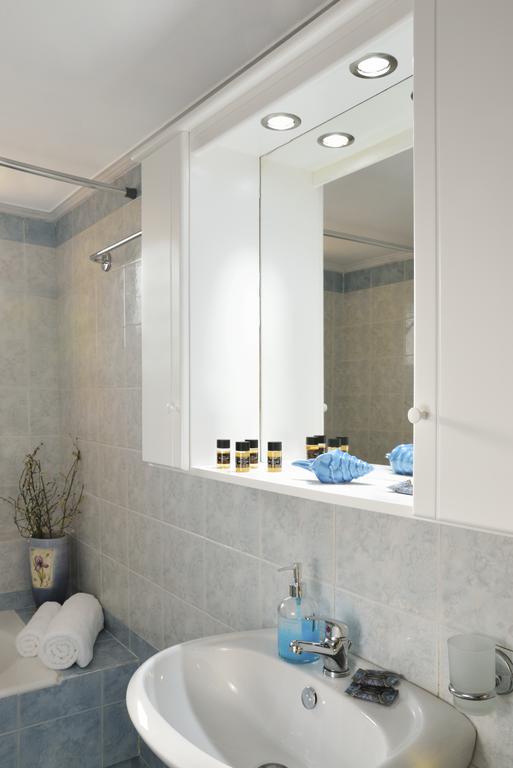 Sofoklis Apts Stalos Luaran gambar